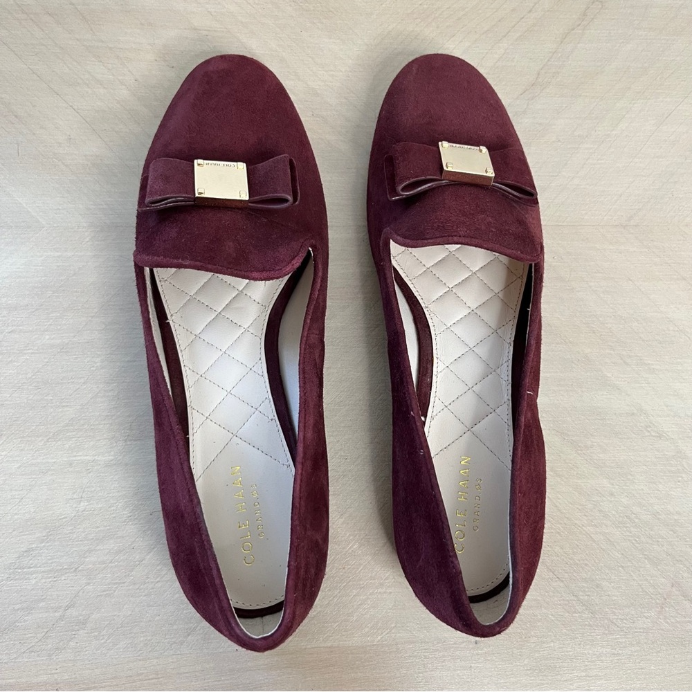 Cole Haan Tali Bow Flats Red Maroon Suede Leather Gold Buckle Loafers Women's 9 - Picture 2 of 8